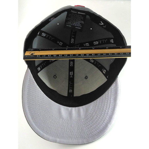 New Era 59Fifty Mens Fitted Cap Hat Size 7 1/4 Gray Philadelphia 76ers NBA - Picture 10 of 10